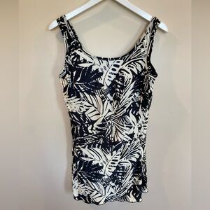 Shore Shapes Swimwear Suit Size 12 Black / White One Piece Floral